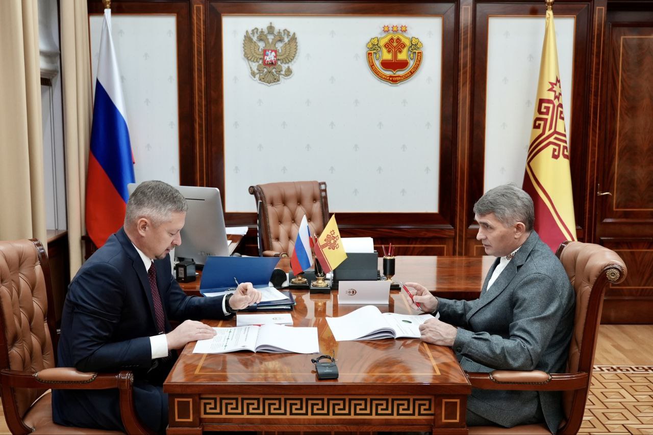 Олег Николаев и Алексей Палькин обсудили цифровизацию ветеринарии и эффективность использования земель