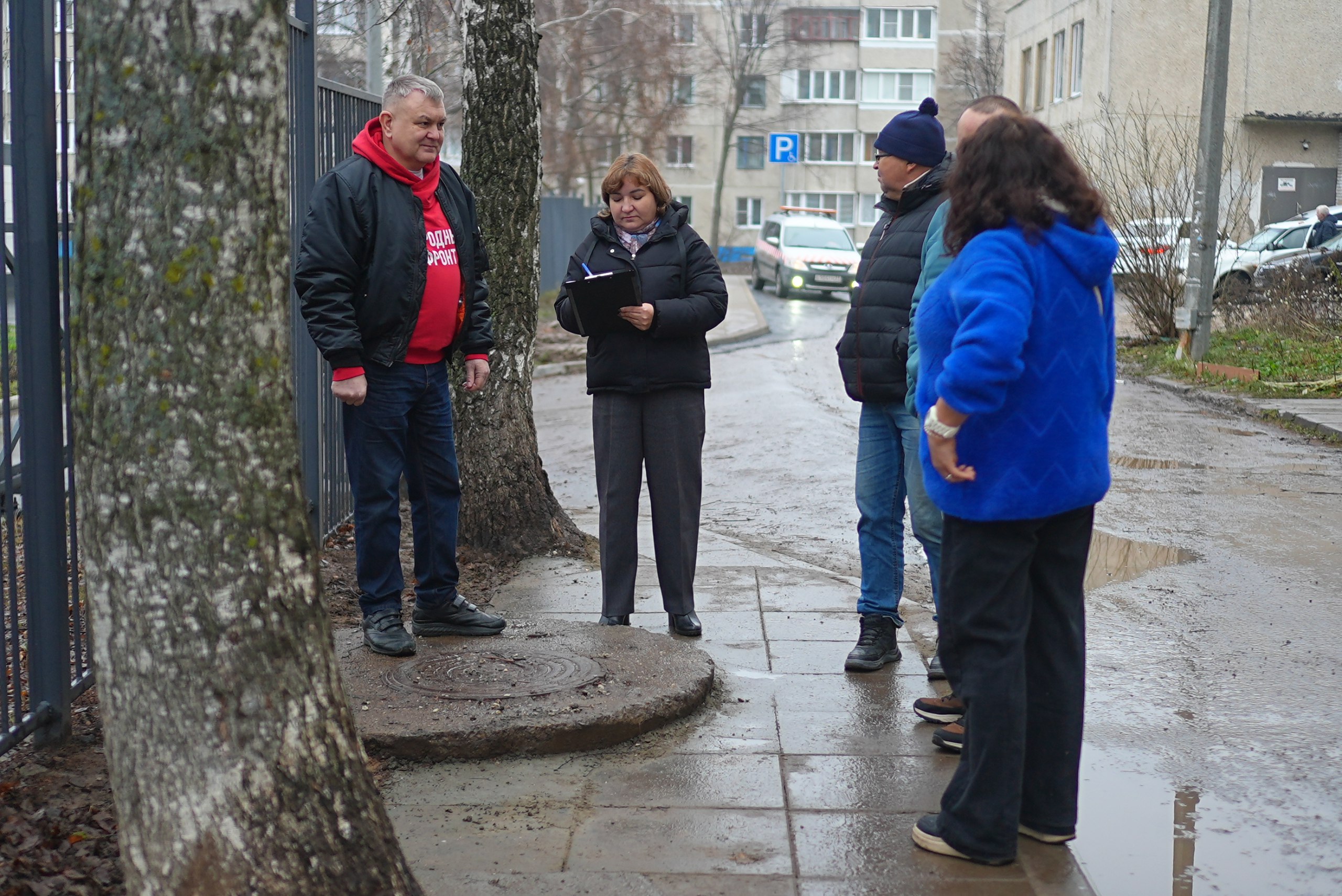 Сегодня в Чебоксарах 13 тротуаров общей площадью почти 4 тыс Сегодня в Чебоксарах 13 тротуаров общей площадью почти 4 тыс