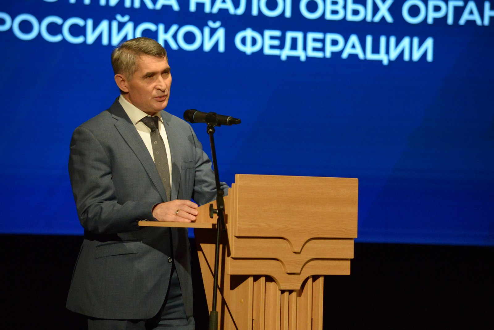 Леонид Черкесов: Налоговая служба отмечает 35-летие Леонид Черкесов: Налоговая служба отмечает 35-летие