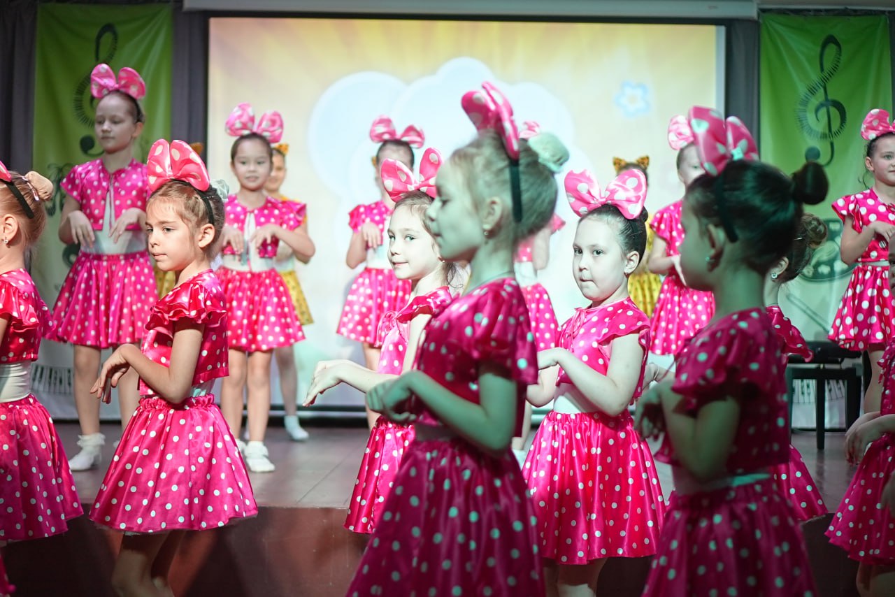 Тёплый концерт для дорогих сердцу мам Тёплый концерт для дорогих сердцу мам