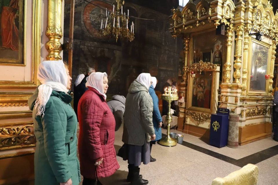 В Чувашии прошла духовная акция «Белые платочки» В Чувашии прошла духовная акция «Белые платочки»