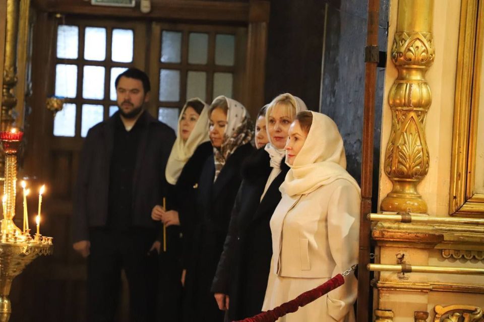 В Чувашии прошла духовная акция «Белые платочки» В Чувашии прошла духовная акция «Белые платочки»