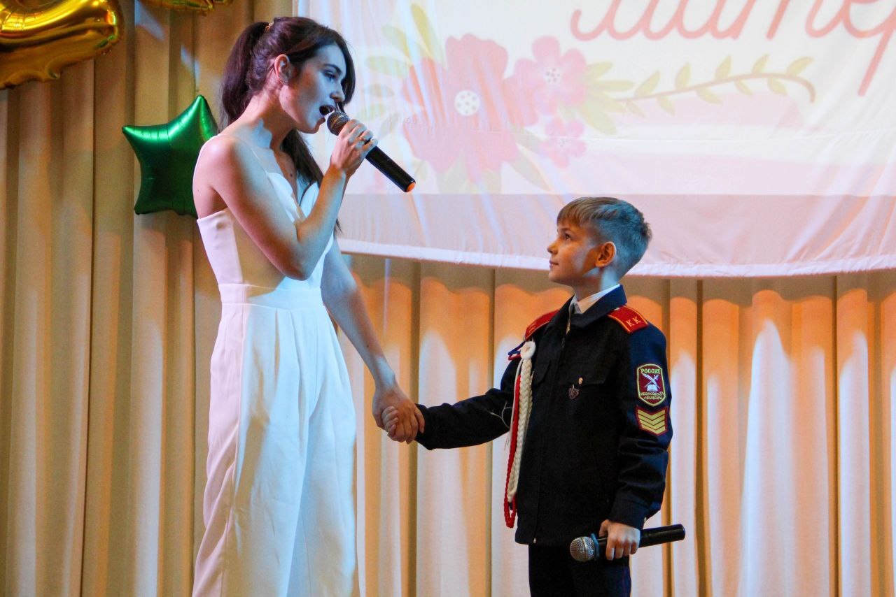 В преддверии Дня матери в образовательных учреждениях города прошли праздничные мероприятия В преддверии Дня матери в образовательных учреждениях города прошли праздничные мероприятия