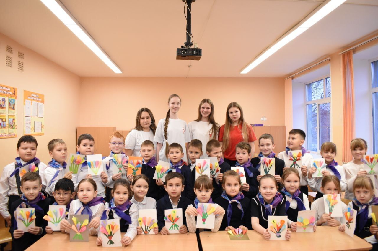 В преддверии Дня матери в образовательных учреждениях города прошли праздничные мероприятия В преддверии Дня матери в образовательных учреждениях города прошли праздничные мероприятия
