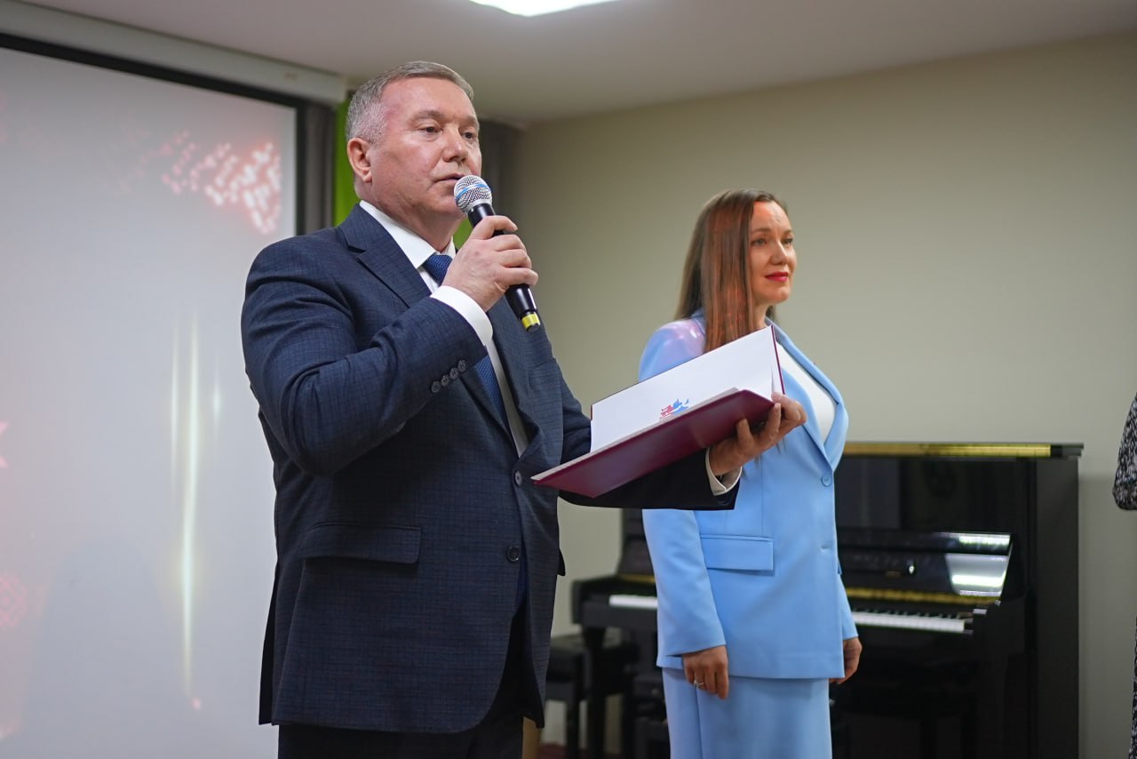 Тёплый концерт для дорогих сердцу мам