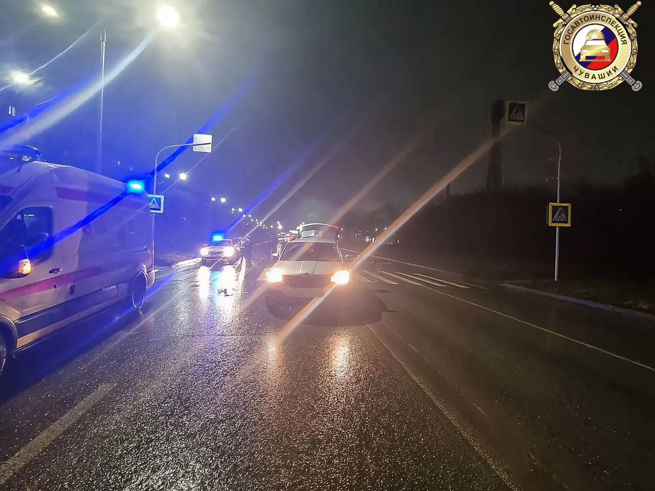 В Чебоксарах пенсионерка попала под колеса автомобиля на "зебре" В Чебоксарах пенсионерка попала под колеса автомобиля на "зебре"