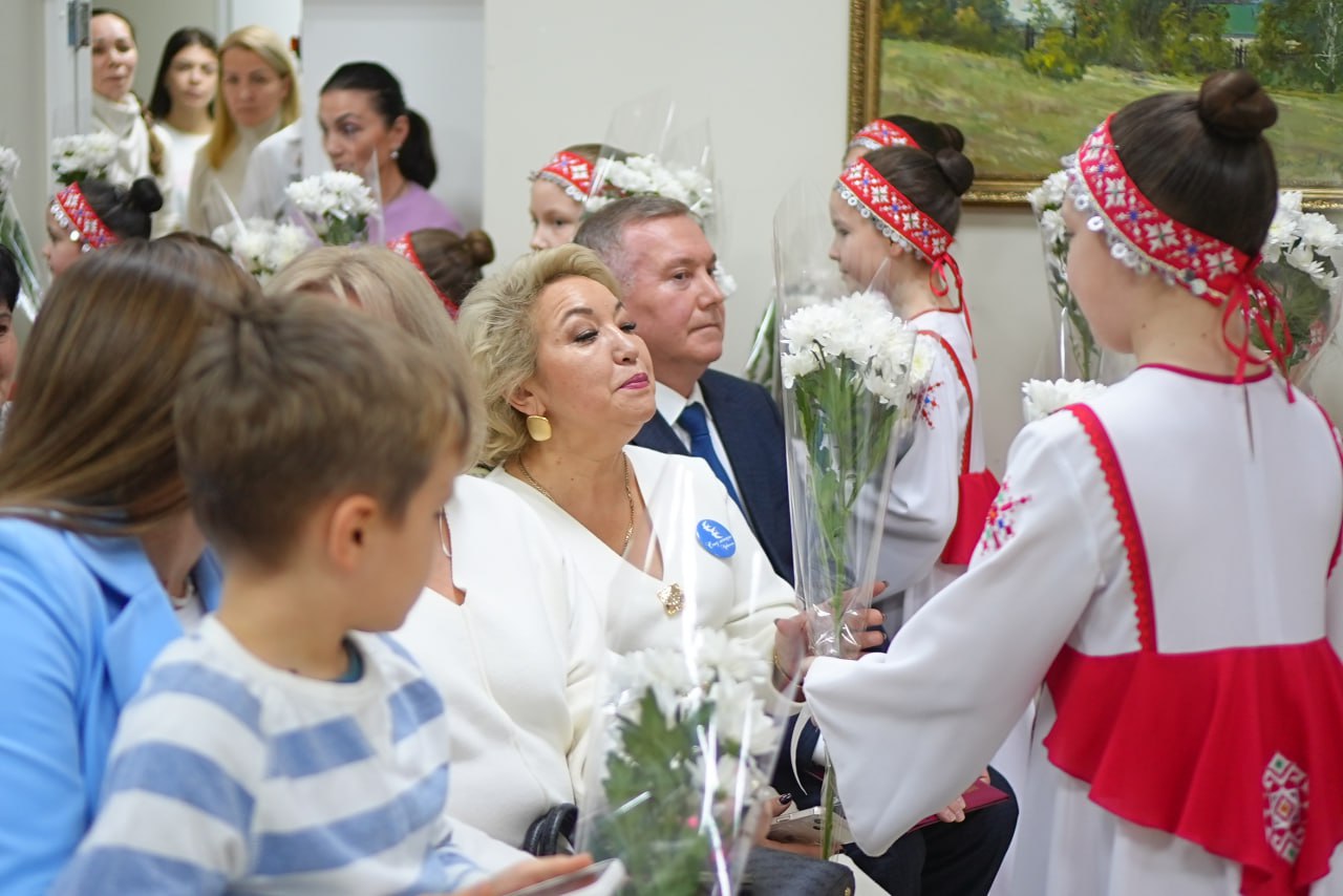 Тёплый концерт для дорогих сердцу мам Тёплый концерт для дорогих сердцу мам