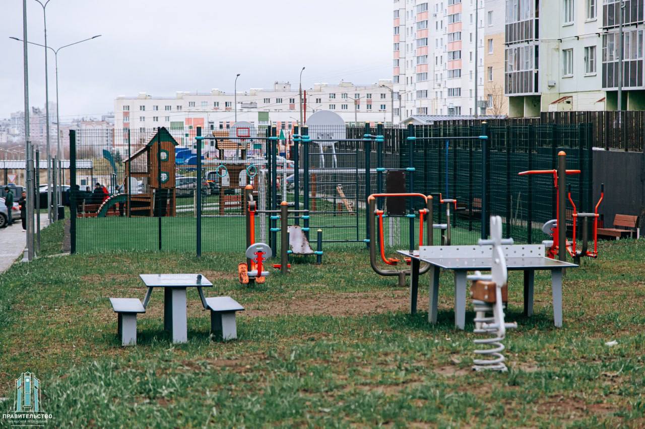 В Чебоксарах состоялась торжественная церемония вручения ключей от новых квартир детям-сиротам В Чебоксарах состоялась торжественная церемония вручения ключей от новых квартир детям-сиротам