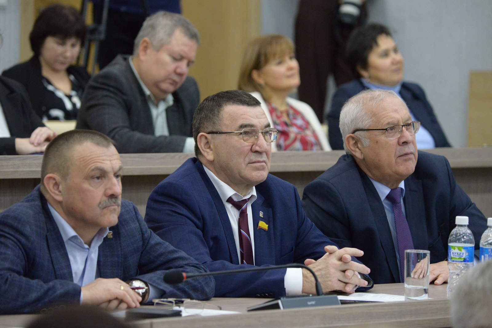 Леонид Черкесов: Госсовет Чувашии провел научно-практическую конференцию, посвященную 25-летию Конституции Чувашской Республики Леонид Черкесов: Госсовет Чувашии провел научно-практическую конференцию, посвященную 25-летию Конституции Чувашской Республики