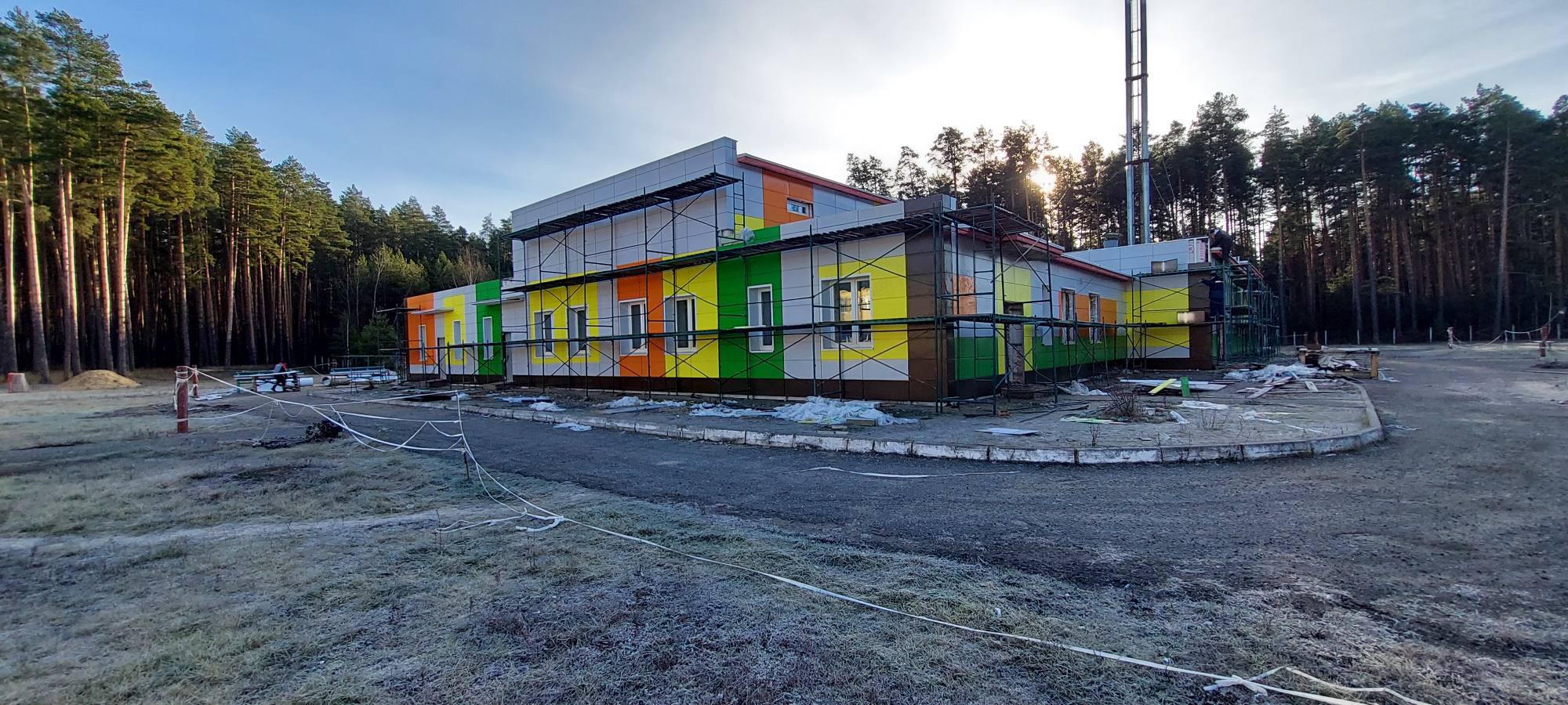 Алатырской межрайонной прокуратурой организовано надзорное сопровождение контракта на проведение капитального ремонта здания БУ ЧР «Чуварлейский бор» Минздрава Чувашии