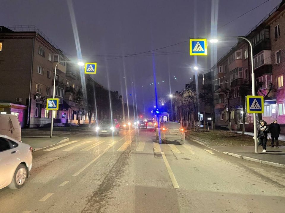 В Чебоксарах на улице Энгельса водитель с признаками опьянения допустил наезд на женщину-пешехода