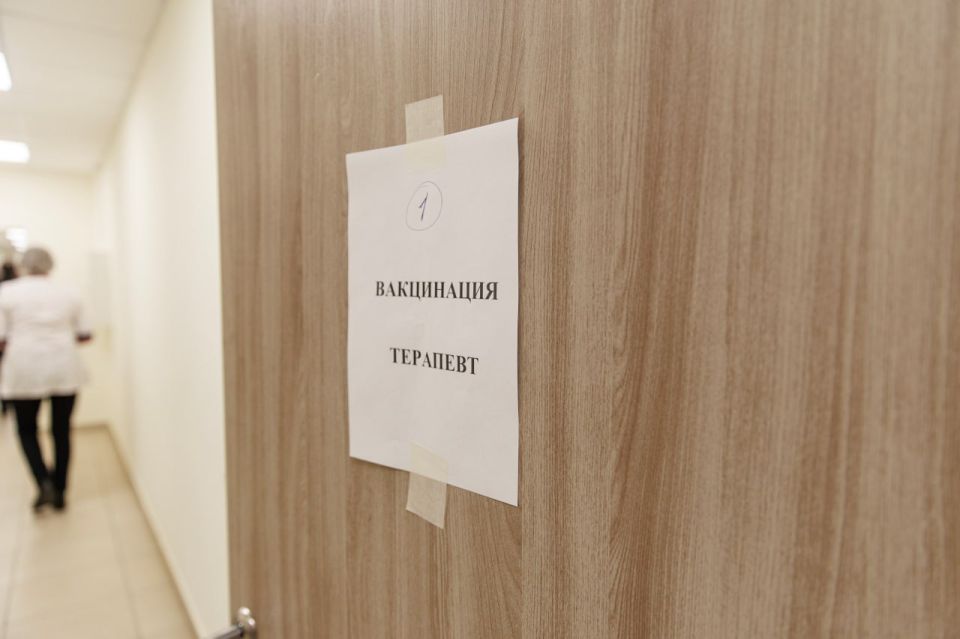 В разгар эпидемсезона редакция «Советской Чувашии» выступила с инициативой организовать на своей площадке всеобщую диспансеризацию и вакцинацию против гриппа для сотрудников