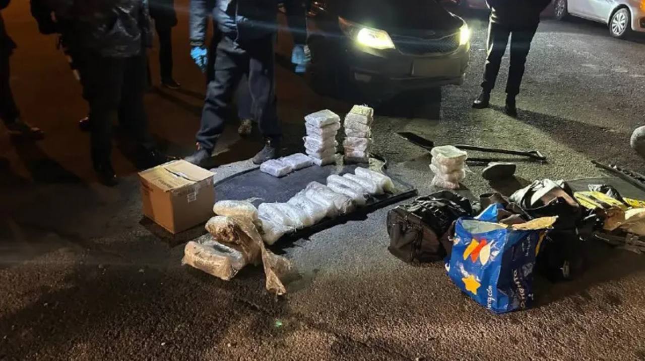 В Чувашии с участием спецназа Росгвардии задержаны подозреваемые в покушении на сбыт крупной партии наркотических средств