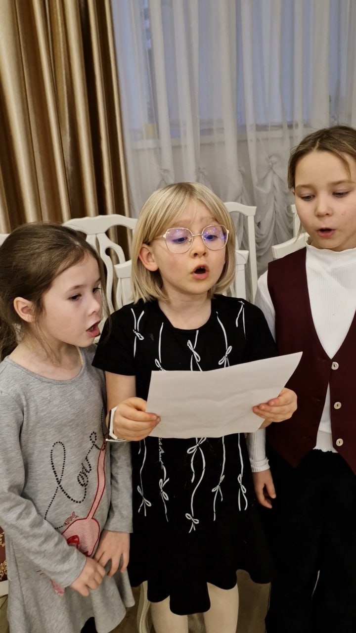 В Чебоксарах впервые прошёл «Музыкальный диктант «Гимн Чувашии» В Чебоксарах впервые прошёл «Музыкальный диктант «Гимн Чувашии»