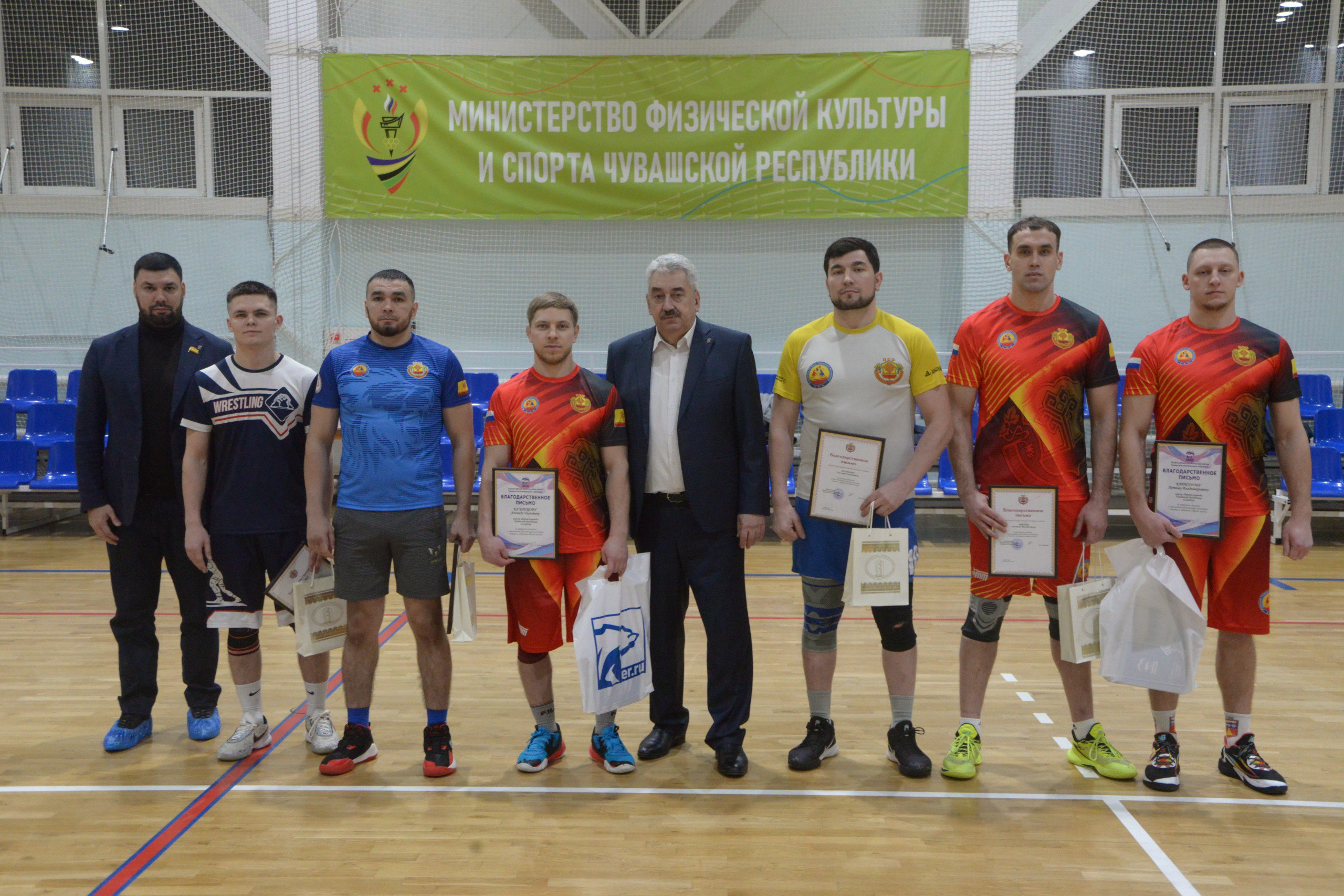 Леонид Черкесов: В ближайшие дни Сибирь узнает, что такое чувашский характер Леонид Черкесов: В ближайшие дни Сибирь узнает, что такое чувашский характер