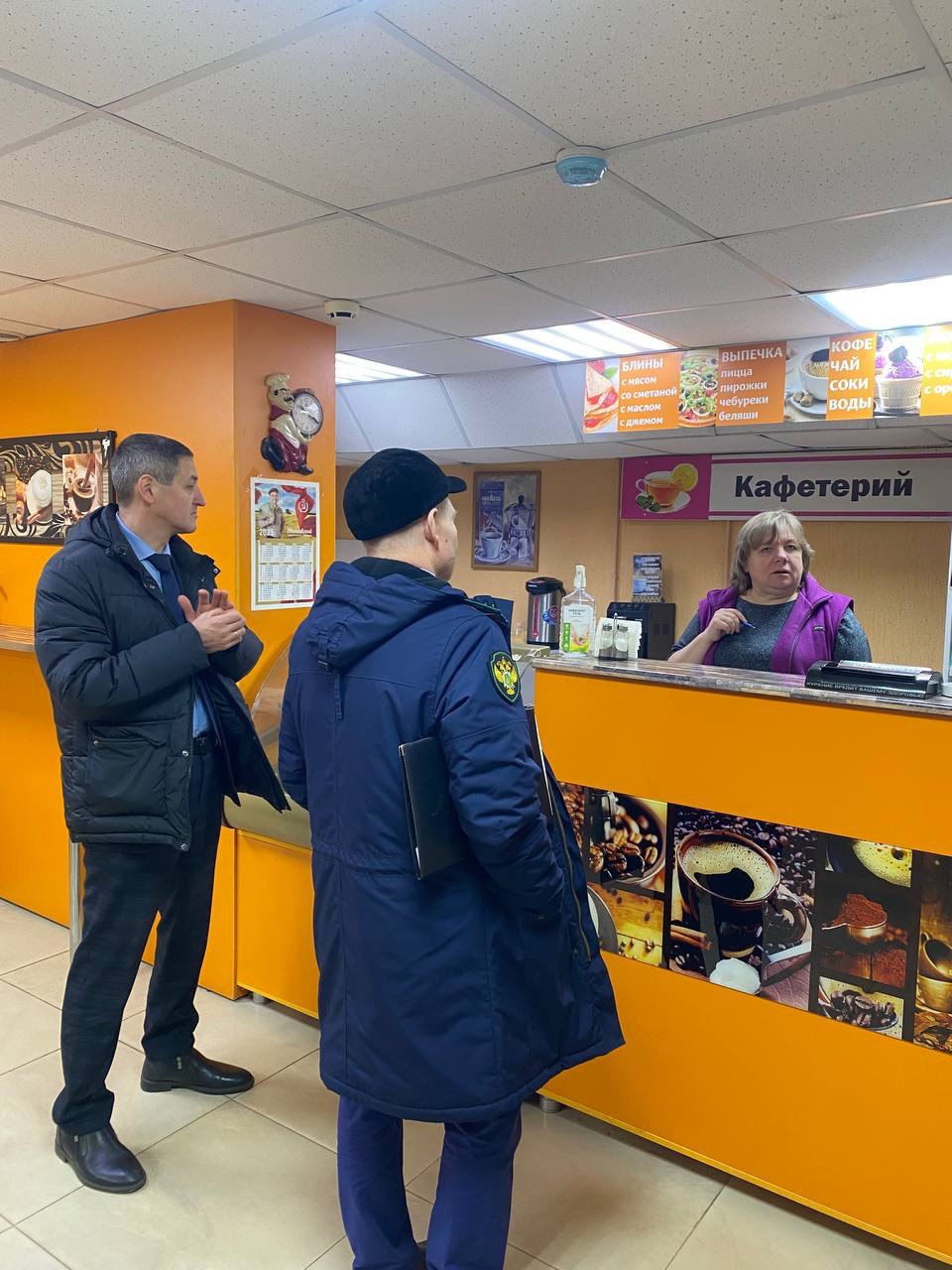 В Новочебоксарске продолжаются выездные мероприятия по снижению неформальной занятости В Новочебоксарске продолжаются выездные мероприятия по снижению неформальной занятости