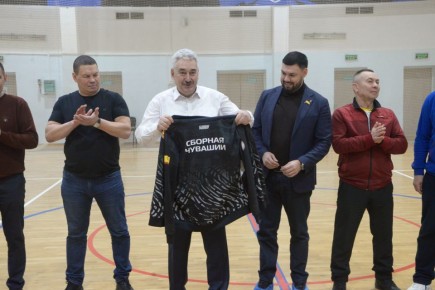 Леонид Черкесов: В ближайшие дни Сибирь узнает, что такое чувашский характер