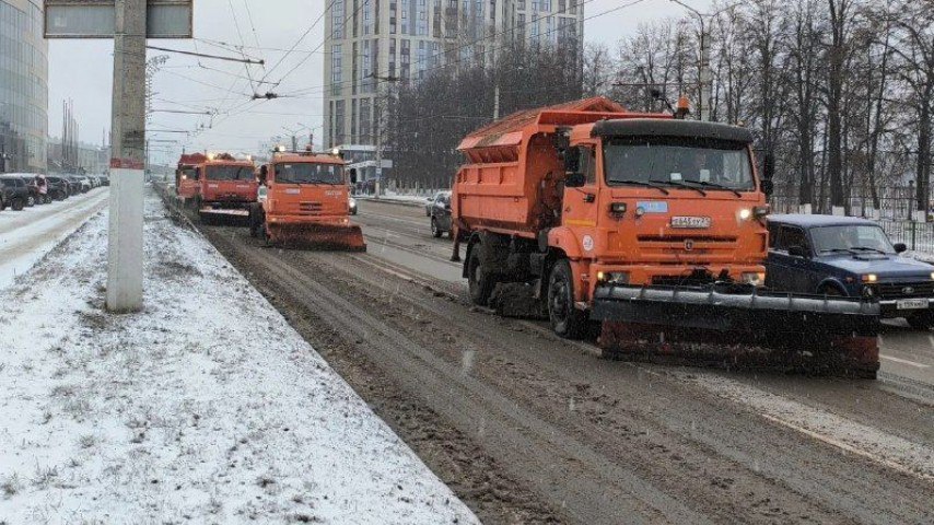 Правила зимней уборки: кто, как и когда убирает снег в Чебоксарах