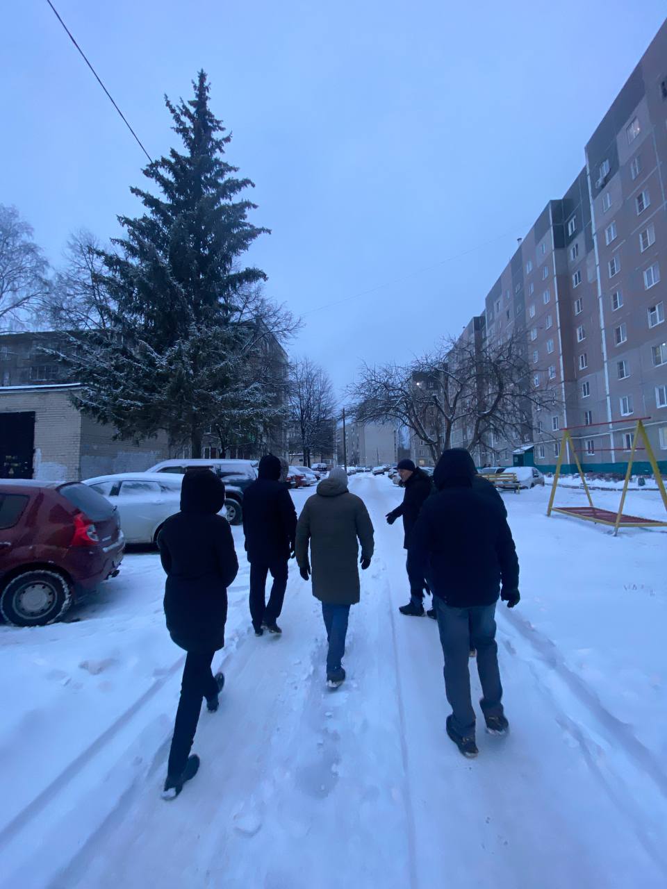 Сегодня утром по сложившейся традиции прошел обход территорий Сегодня утром по сложившейся традиции прошел обход территорий