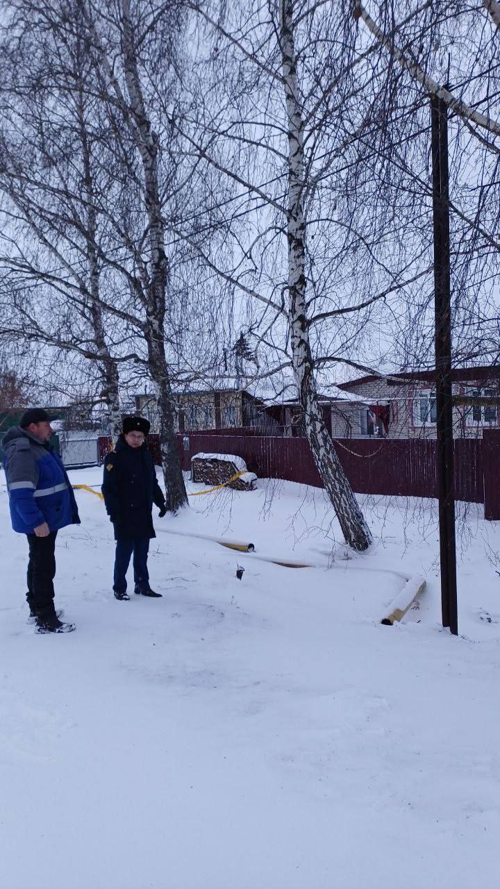 Грузовик повредил газопровод в Порецком - около 100 домов оказались без газоснабжения Грузовик повредил газопровод в Порецком - около 100 домов оказались без газоснабжения