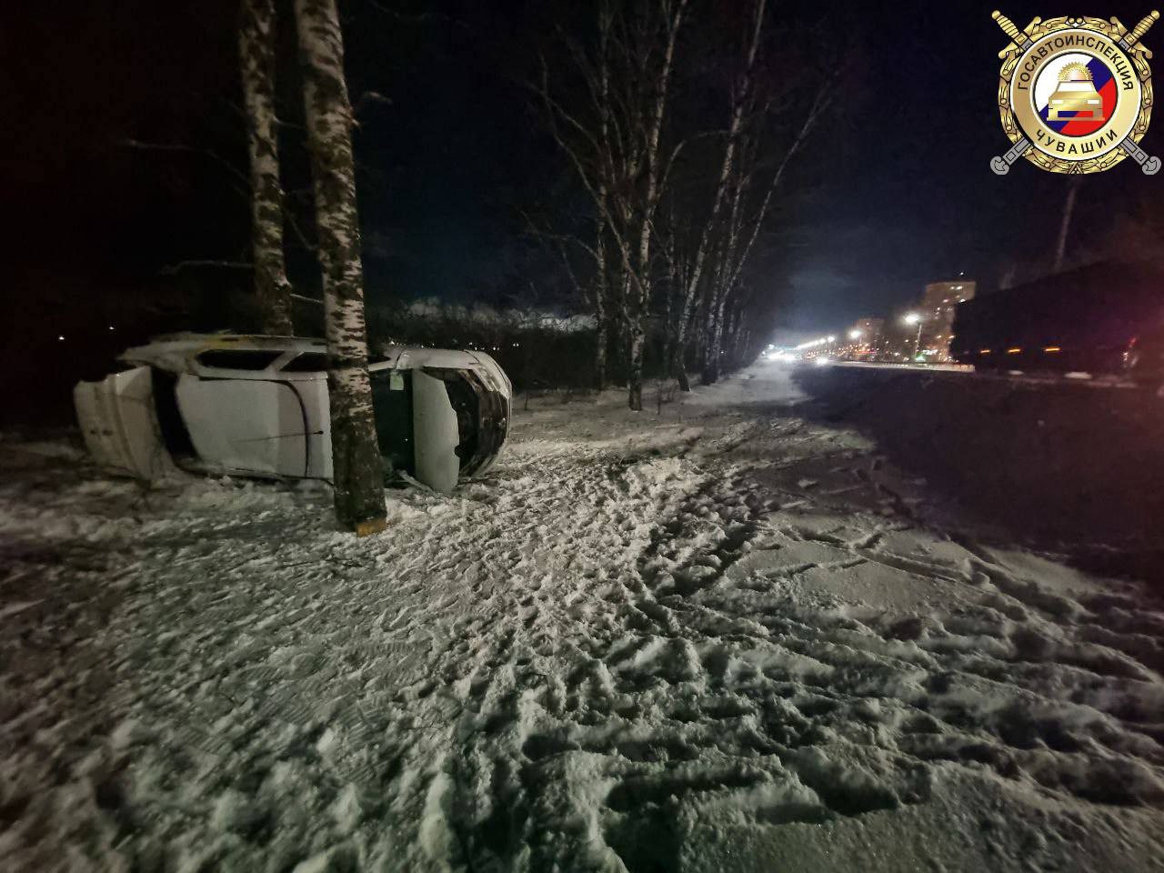 Вечером 13 декабря на автодороге, ведущей из Чебоксар в Новочебоксарск, произошло ДТП с пострадавшим ребенком Вечером 13 декабря на автодороге, ведущей из Чебоксар в Новочебоксарск, произошло ДТП с пострадавшим ребенком