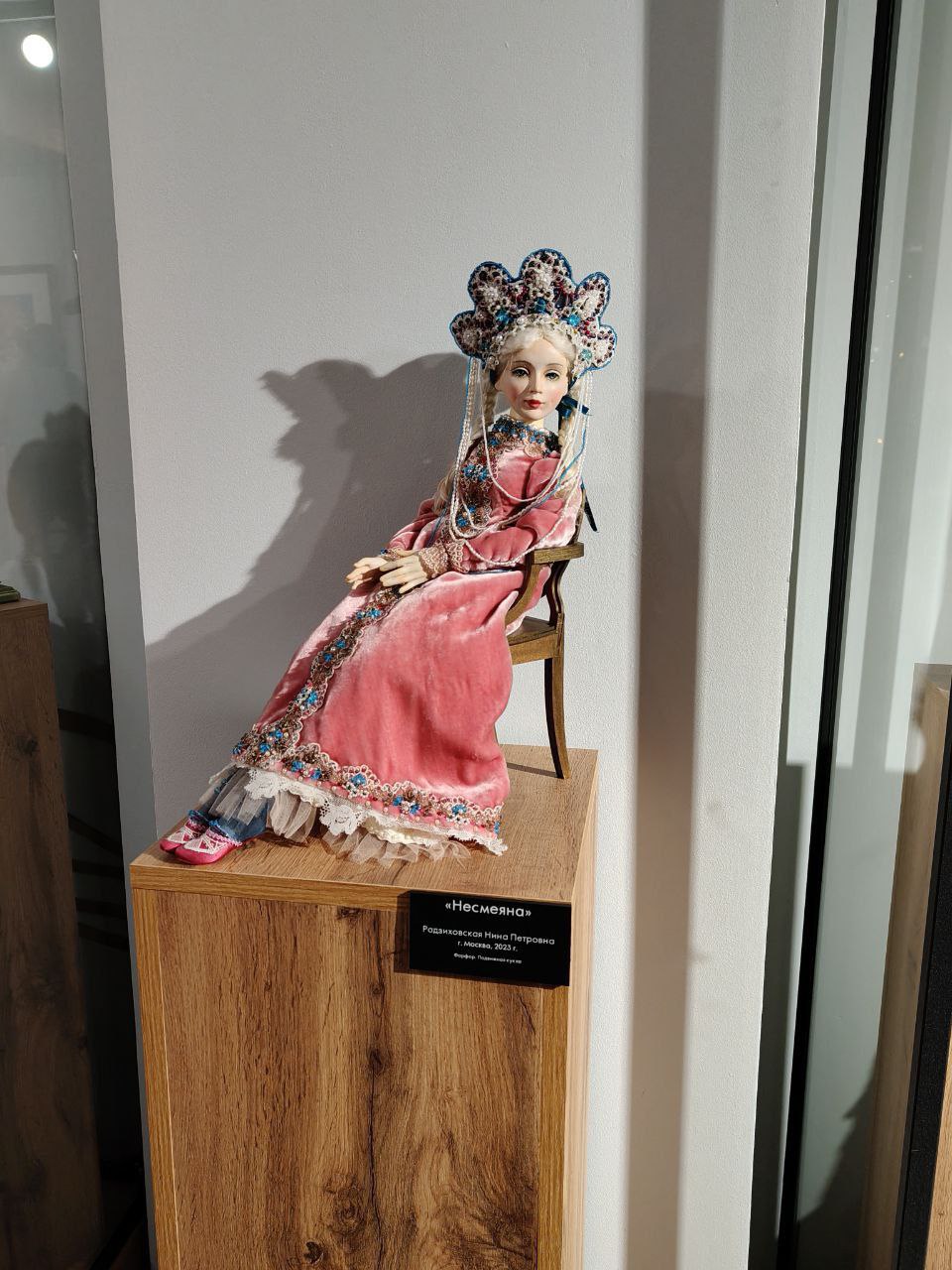 В Чебоксарах начала работать арт-галерея «Счастье на Волге» В Чебоксарах начала работать арт-галерея «Счастье на Волге»