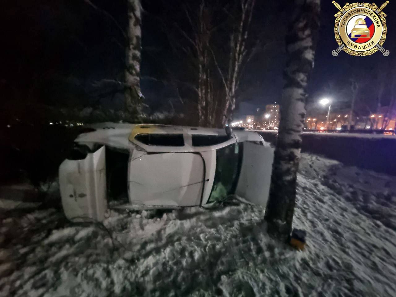 Вечером 13 декабря на автодороге, ведущей из Чебоксар в Новочебоксарск, произошло ДТП с пострадавшим ребенком Вечером 13 декабря на автодороге, ведущей из Чебоксар в Новочебоксарск, произошло ДТП с пострадавшим ребенком