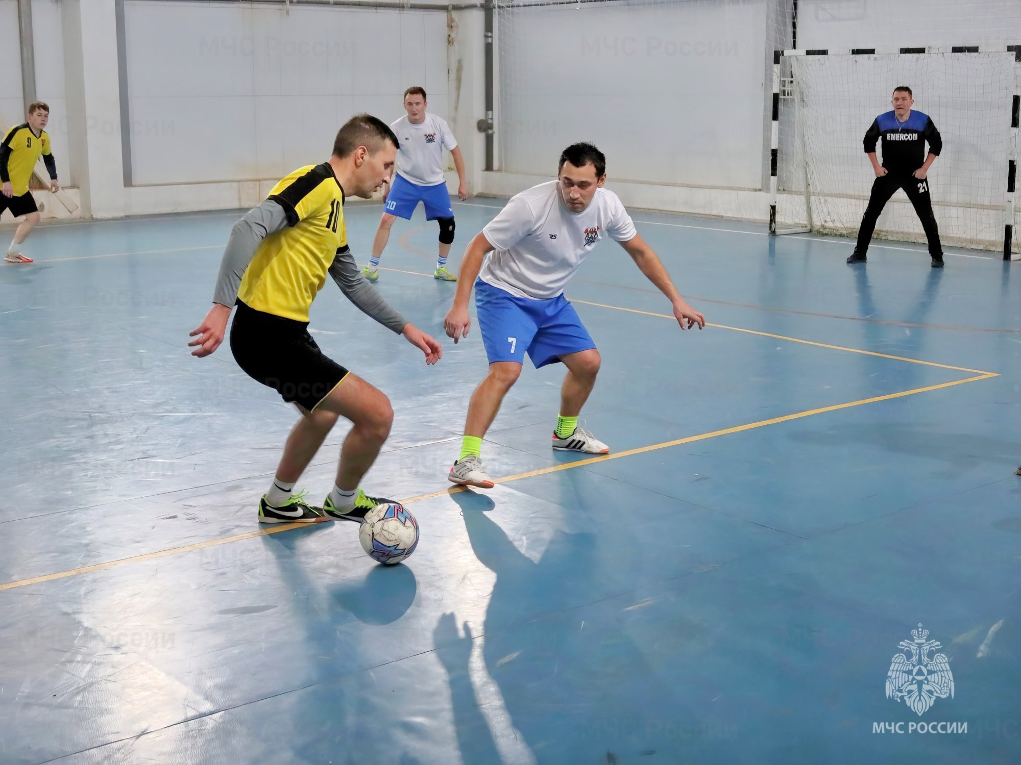 В Чебоксарах прошел футбольный турнир в честь Дня спасателя В Чебоксарах прошел футбольный турнир в честь Дня спасателя