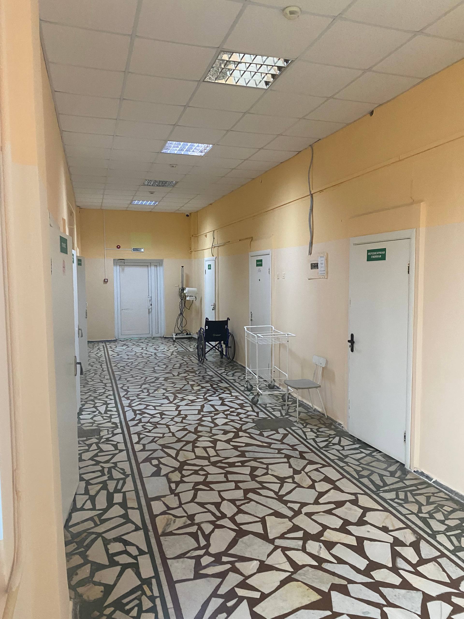 Вмешательство прокуратуры ускорило организацию ремонта в помещении больницы в г.Цивильск Вмешательство прокуратуры ускорило организацию ремонта в помещении больницы в г.Цивильск