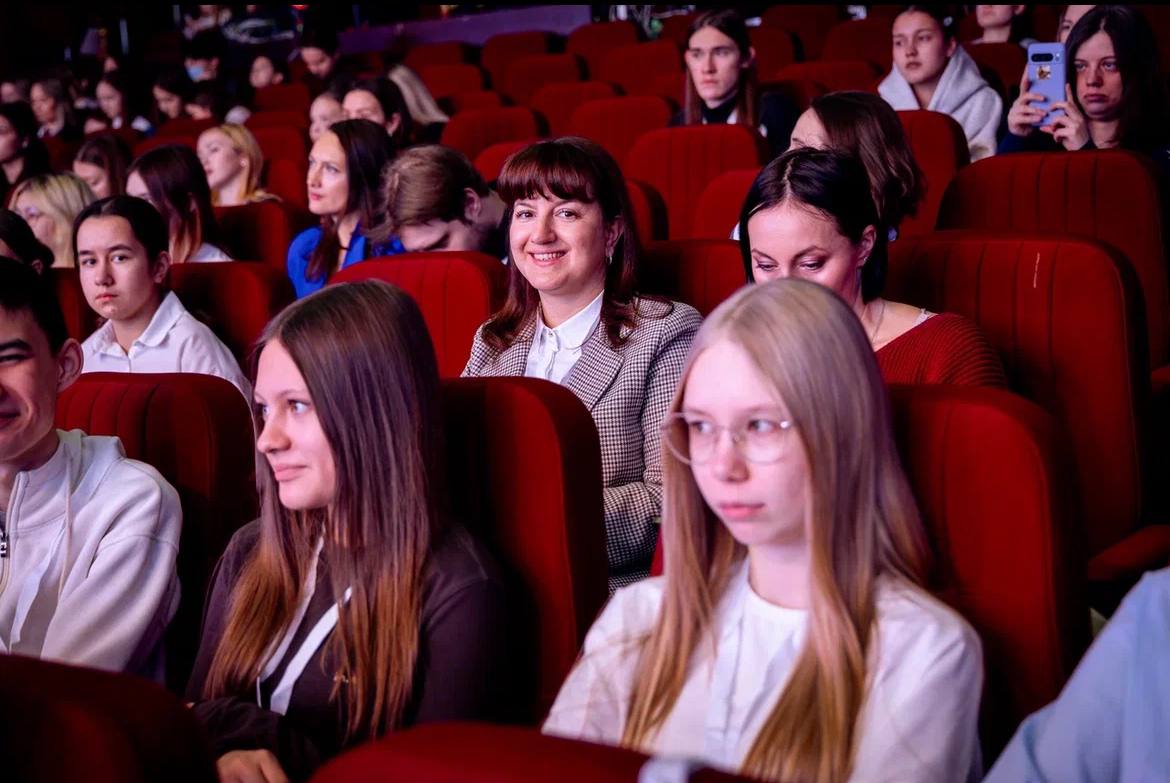 На базе Чувашского государственного университета прошел масштабный республиканский медиафорум «Мастерская молодёжных медиа = М: территория безопасности» На базе Чувашского государственного университета прошел масштабный республиканский медиафорум «Мастерская молодёжных медиа = М: территория безопасности»