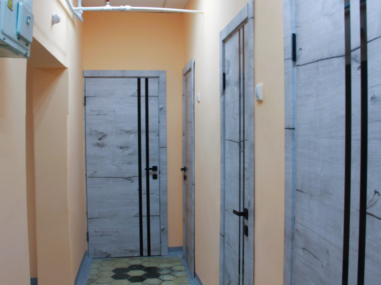 В Чебоксарах после ремонта открылся тёплый павильон на остановке «Роща» В Чебоксарах после ремонта открылся тёплый павильон на остановке «Роща»