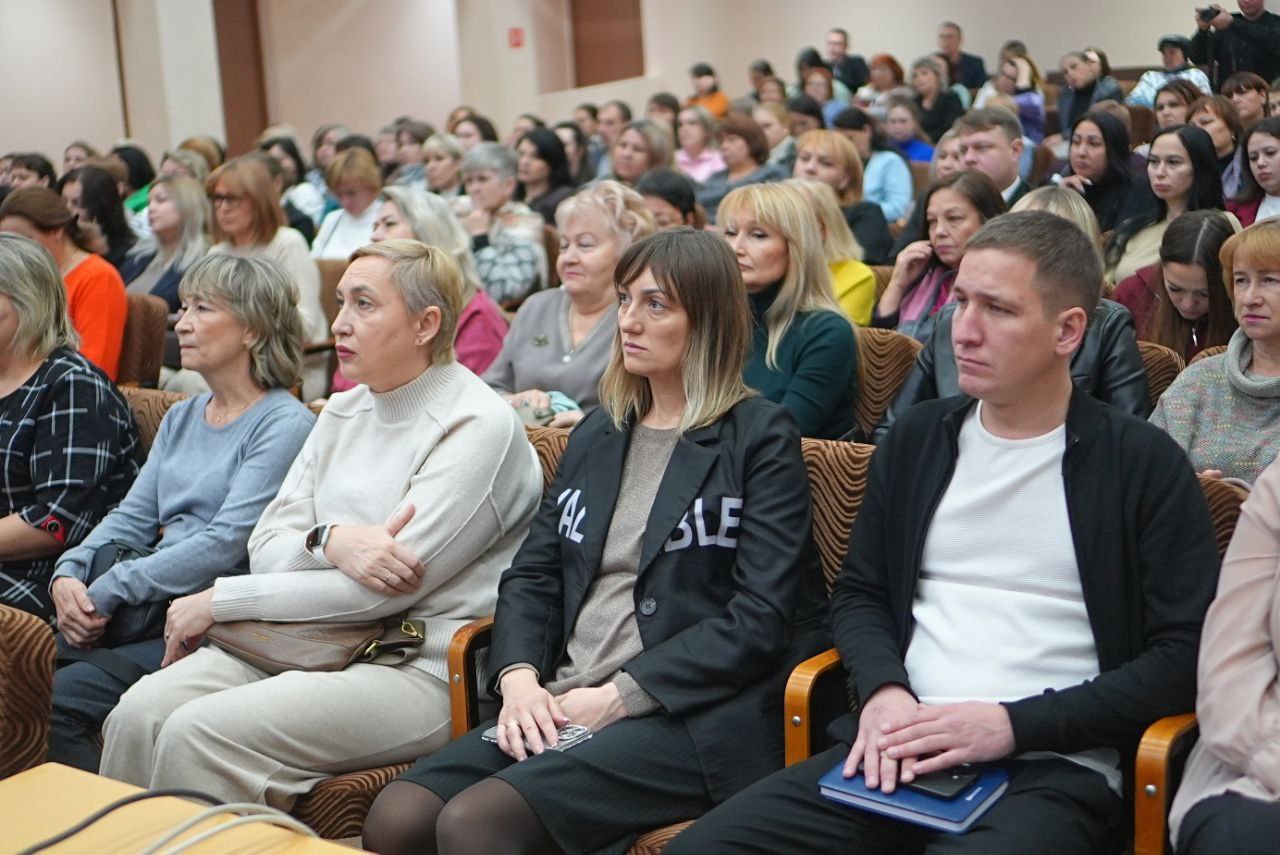 В Чувашии прошёл завершающий в 2025 году Единый информдень В Чувашии прошёл завершающий в 2025 году Единый информдень