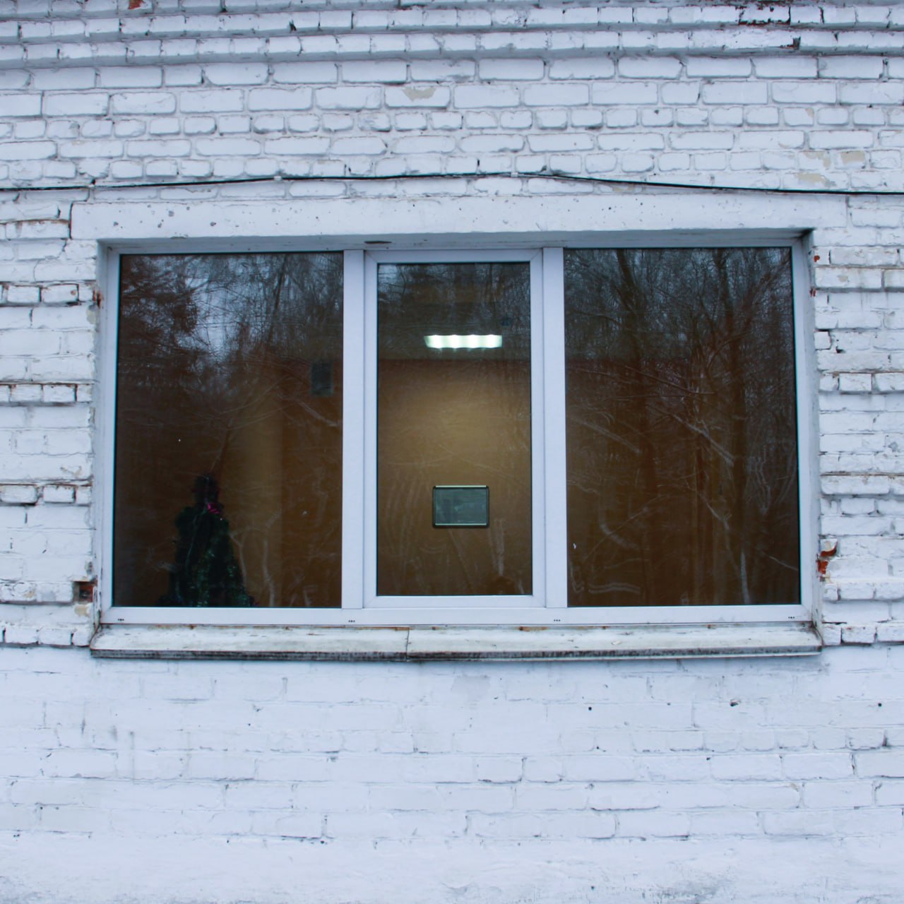 В Чебоксарах после ремонта открылся тёплый павильон на остановке «Роща» В Чебоксарах после ремонта открылся тёплый павильон на остановке «Роща»