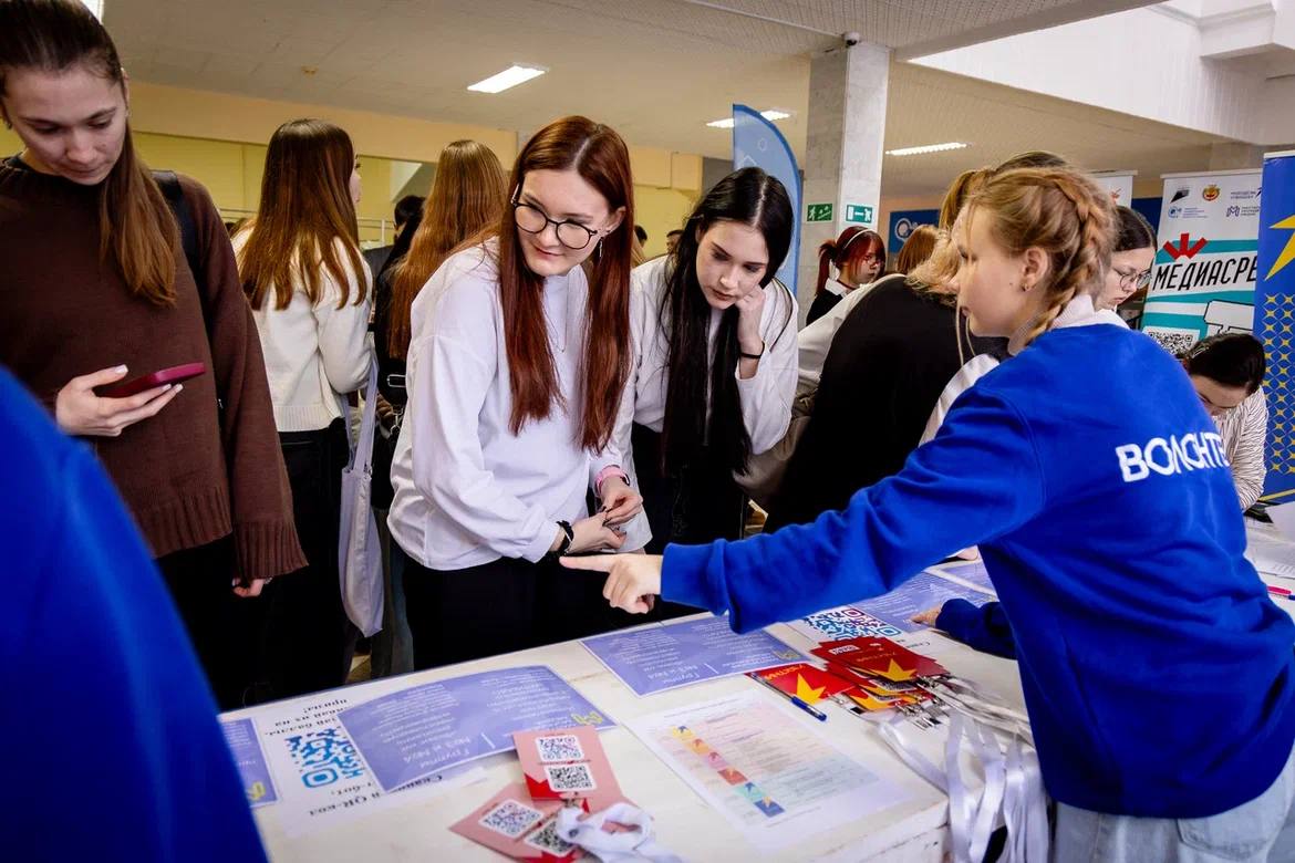 На базе Чувашского государственного университета прошел масштабный республиканский медиафорум «Мастерская молодёжных медиа = М: территория безопасности» На базе Чувашского государственного университета прошел масштабный республиканский медиафорум «Мастерская молодёжных медиа = М: территория безопасности»
