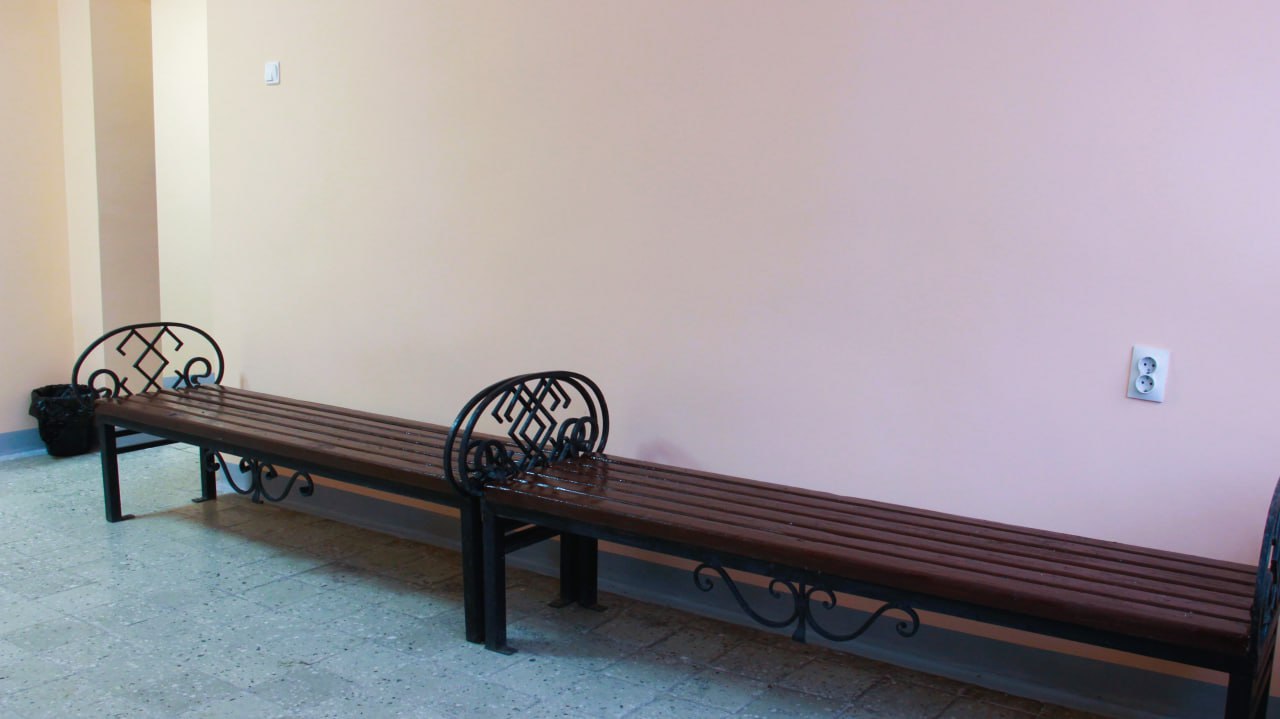 В Чебоксарах после ремонта открылся тёплый павильон на остановке «Роща» В Чебоксарах после ремонта открылся тёплый павильон на остановке «Роща»