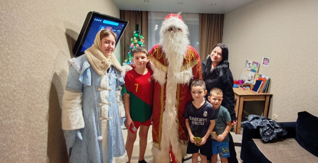 В преддверии Нового 2026 года на территории Ленинского района стартовала ежегодная благотворительная акция «Деда Мороза вызывали?!» В преддверии Нового 2026 года на территории Ленинского района стартовала ежегодная благотворительная акция «Деда Мороза вызывали?!»