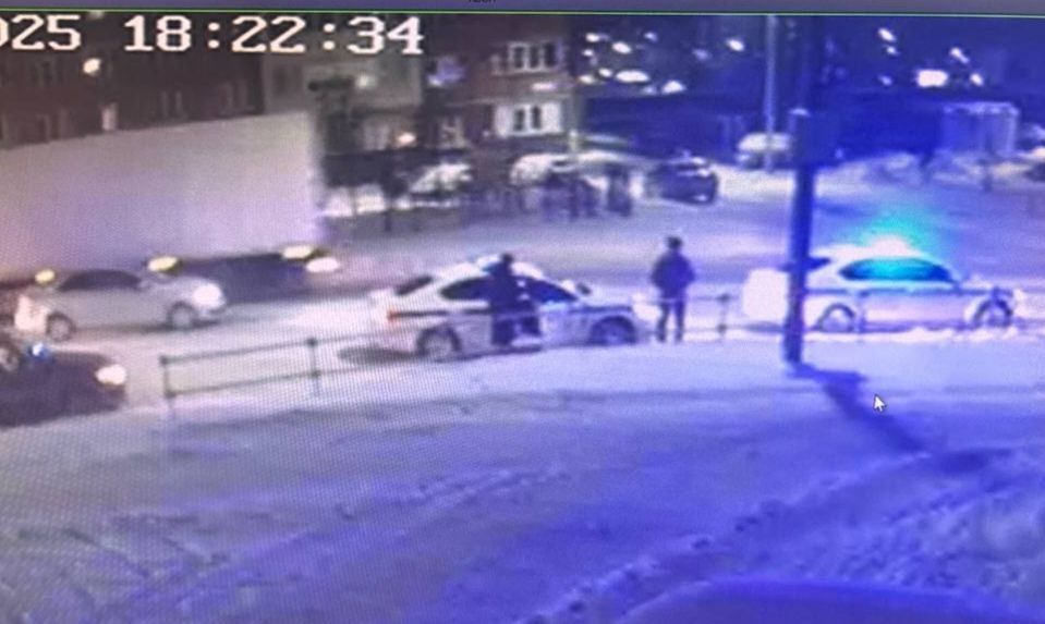 В Чебоксарах сотрудники Госавтоинспекции разбираются в обстоятельствах ДТП с участием водителя с признаками опьянения