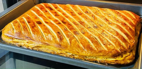 Пирог на кефире: Быстрый рецепт для вдохновения каждый день