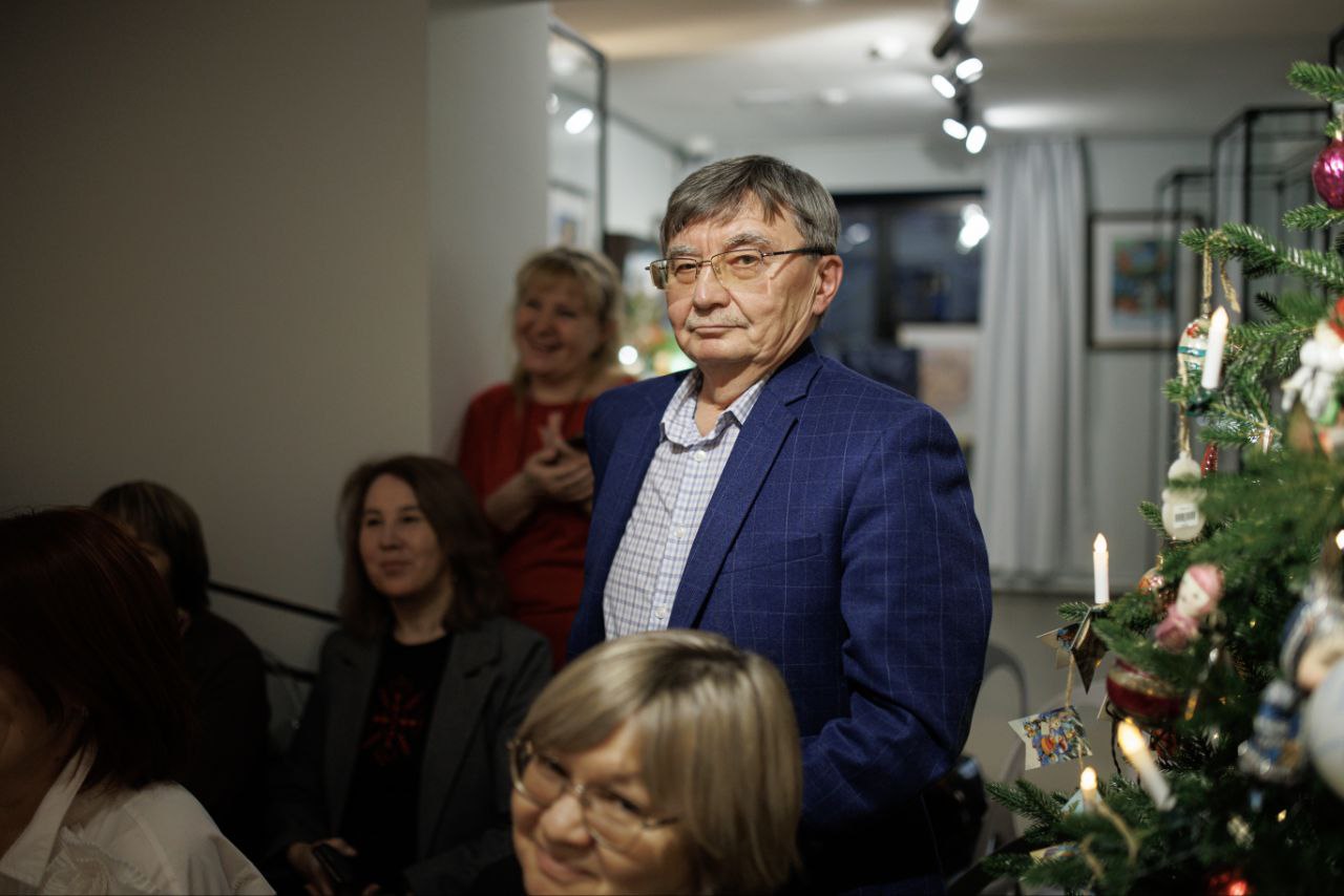 Депутат Госдумы Алла Салаева провела традиционную встречу с руководителями республиканских и районных средств массовой информации Депутат Госдумы Алла Салаева провела традиционную встречу с руководителями республиканских и районных средств массовой информации