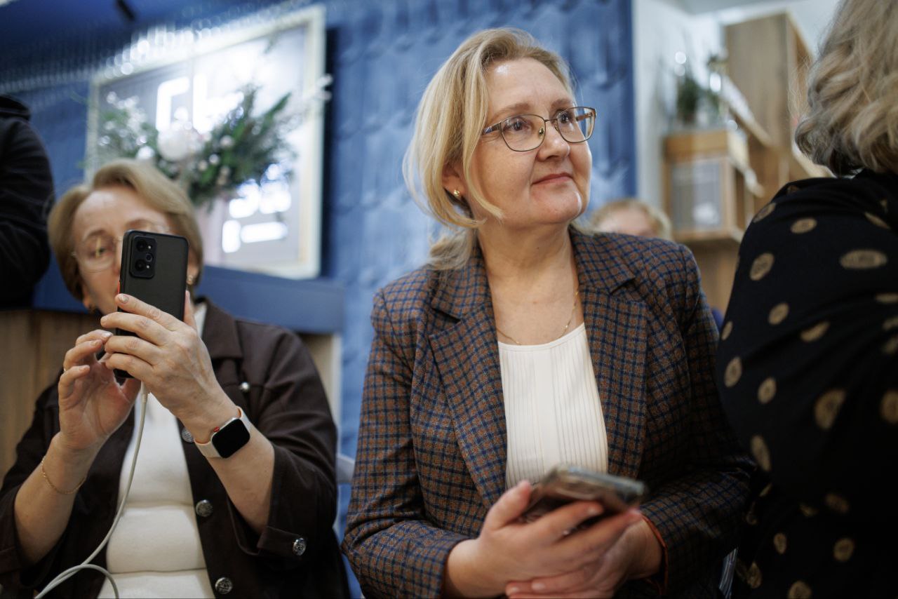 Депутат Госдумы Алла Салаева провела традиционную встречу с руководителями республиканских и районных средств массовой информации Депутат Госдумы Алла Салаева провела традиционную встречу с руководителями республиканских и районных средств массовой информации