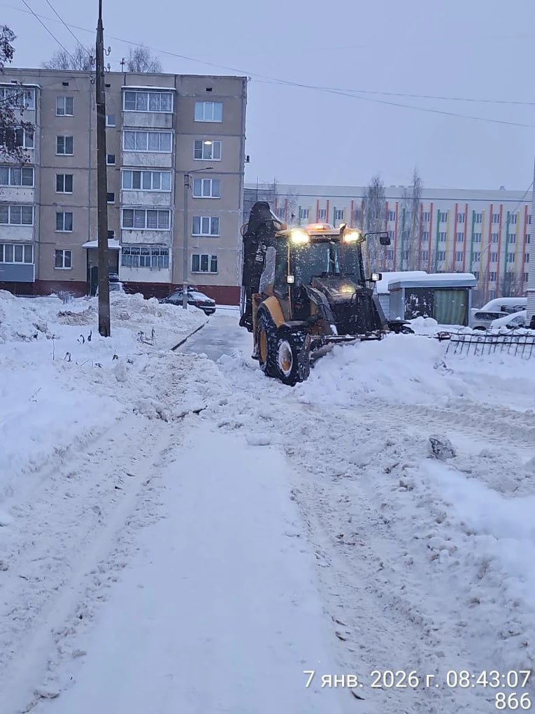 Глава города Александр Алексеев провел рабочее совещание по состоянию дорог Глава города Александр Алексеев провел рабочее совещание по состоянию дорог
