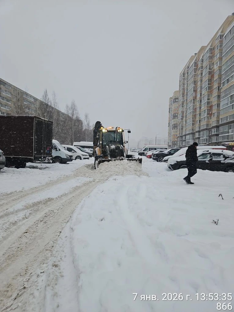 Глава города Александр Алексеев провел рабочее совещание по состоянию дорог Глава города Александр Алексеев провел рабочее совещание по состоянию дорог