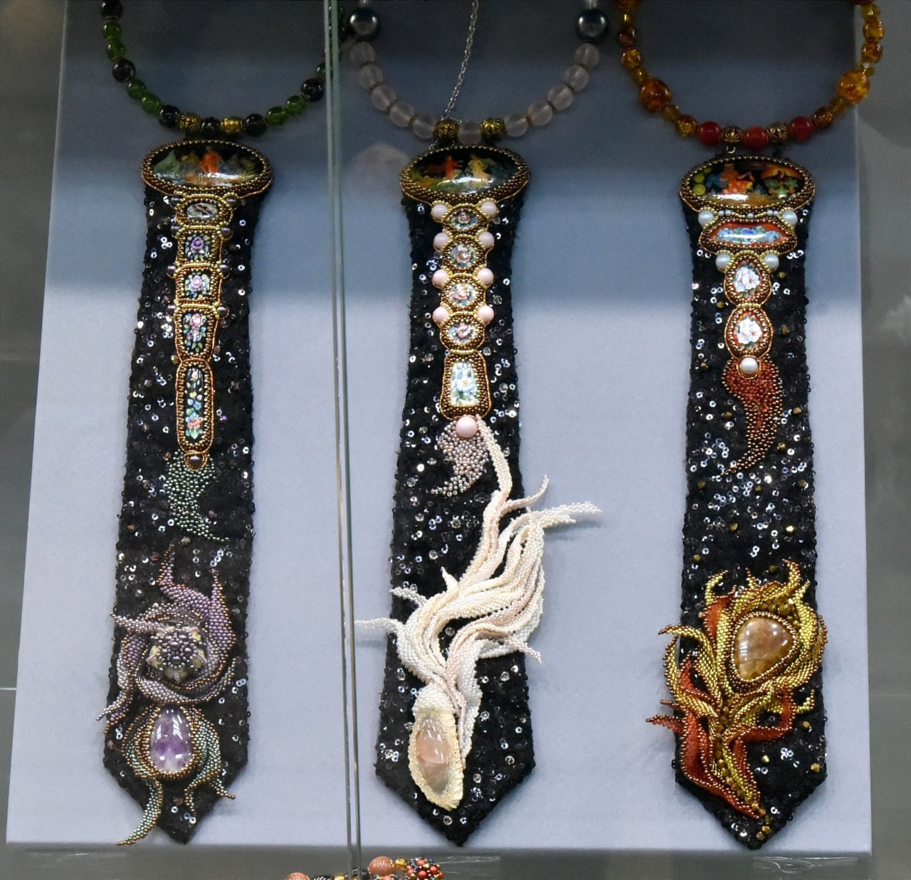 «Бисер как искусство» — выставка, где каждая бусина рассказывает историю «Бисер как искусство» — выставка, где каждая бусина рассказывает историю
