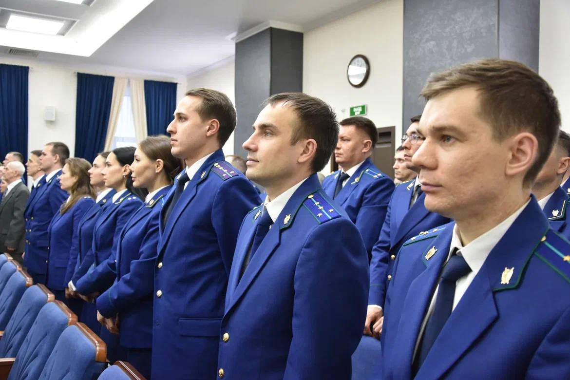 В прокуратуре Чувашии состоялось торжественное мероприятие, посвященное Дню работника прокуратуры В прокуратуре Чувашии состоялось торжественное мероприятие, посвященное Дню работника прокуратуры