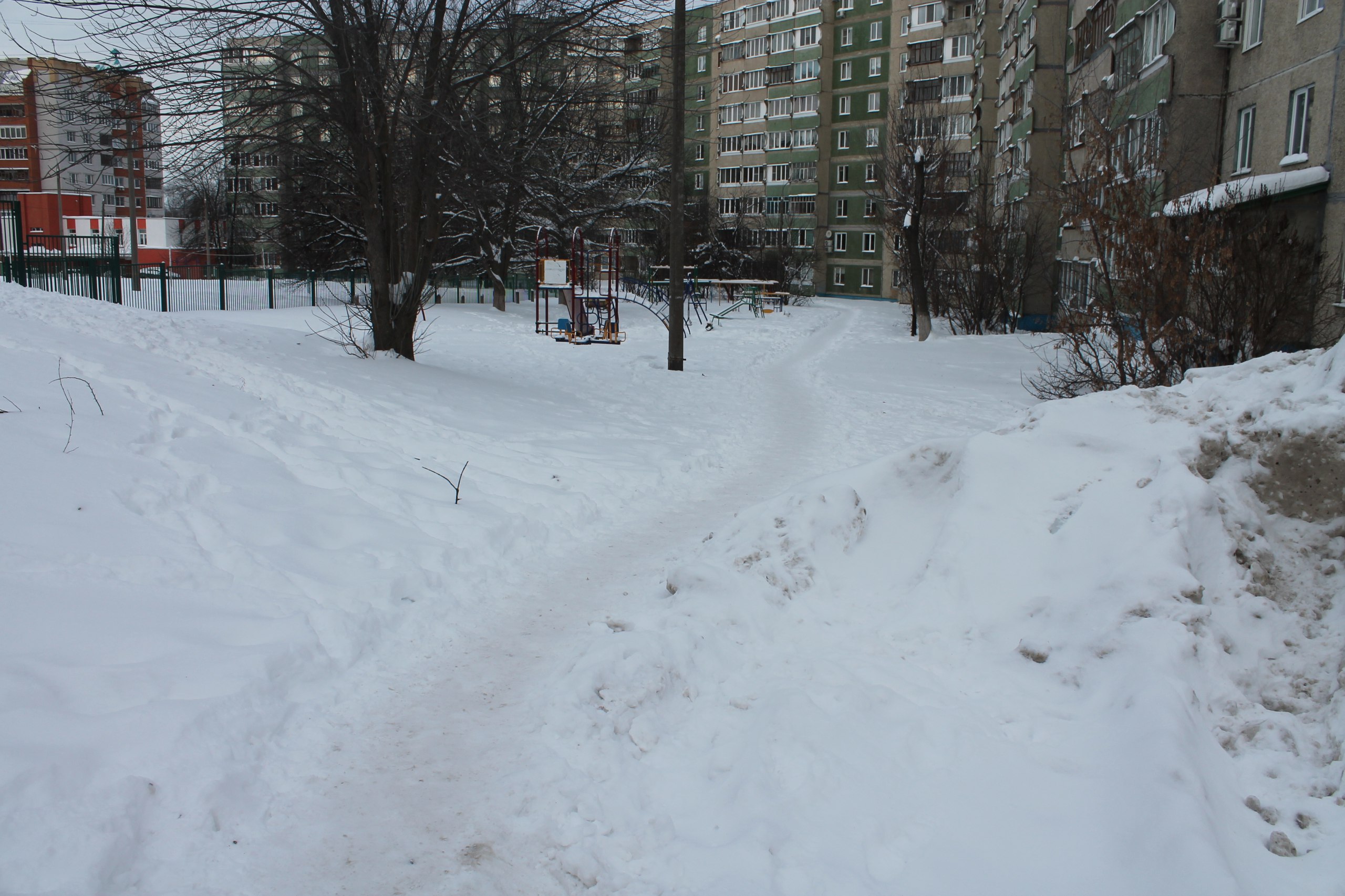 В Чебоксарах фиксируют нарушения, связанные с зимним содержанием территорий В Чебоксарах фиксируют нарушения, связанные с зимним содержанием территорий
