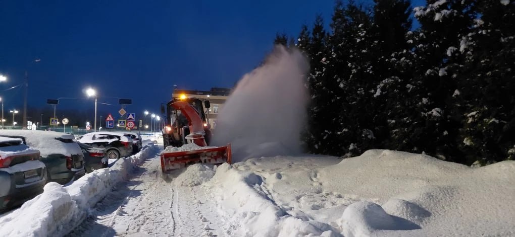 В Чебоксарах коммунальные службы не сбавляют темпы по уборке снега В Чебоксарах коммунальные службы не сбавляют темпы по уборке снега