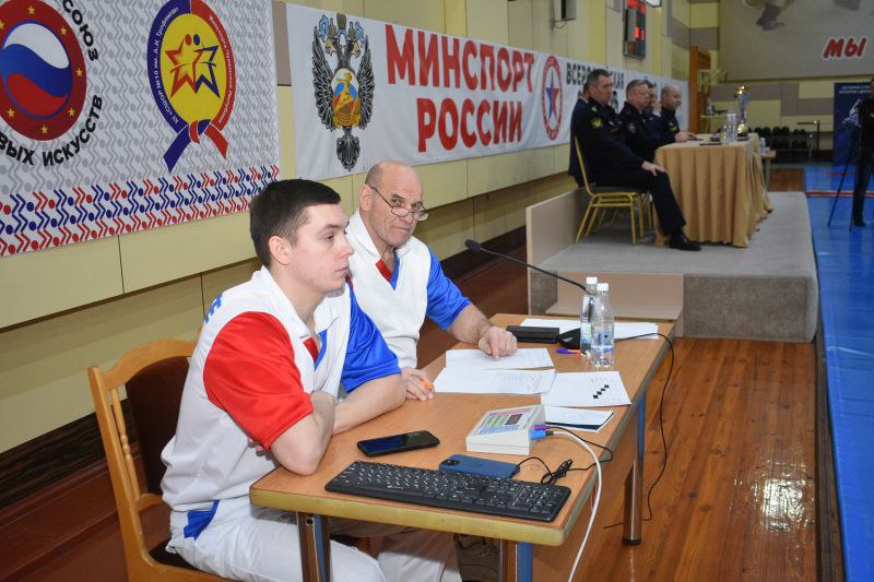 В Чувашии в рамках открытого чемпионата региональной организации «Динамо» по самбо определили сильнейших спортсменов В Чувашии в рамках открытого чемпионата региональной организации «Динамо» по самбо определили сильнейших спортсменов