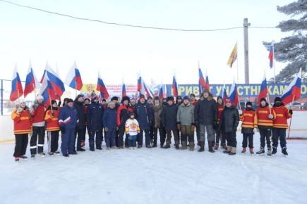 Леонид Черкесов: Даже крепкий мороз не смог остудить горячий азарт хоккея! В селе Лащ-Таяба Яльчикского муниципального округа с размахом прошёл спортивный праздник — турнир по хоккею с шайбой на призы депутата...