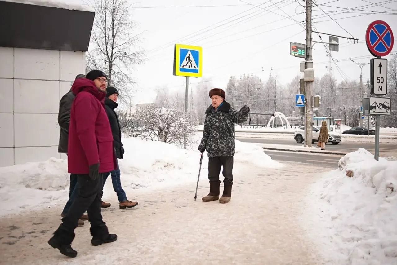 Глава города Чебоксары Станислав Трофимов провёл еженедельный субботний обход города Глава города Чебоксары Станислав Трофимов провёл еженедельный субботний обход города