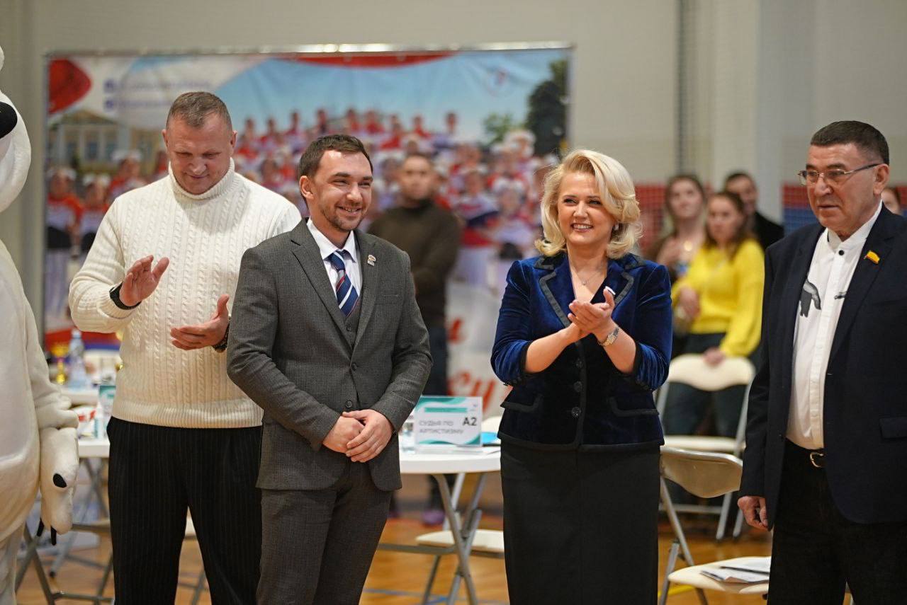 Фитнес-аэробика в Чувашии — школа побед, грации и единства Фитнес-аэробика в Чувашии — школа побед, грации и единства